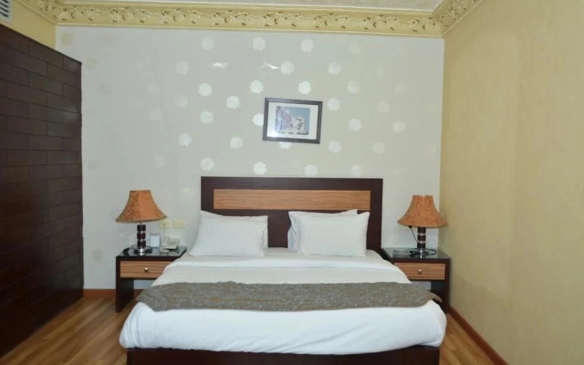 New Lamar Hotel