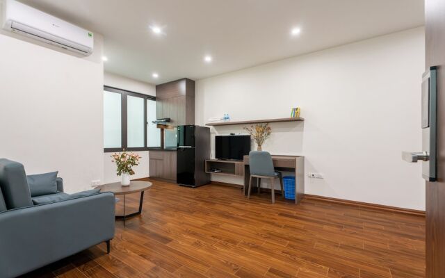 Granda Lake View Hotel & Apartment