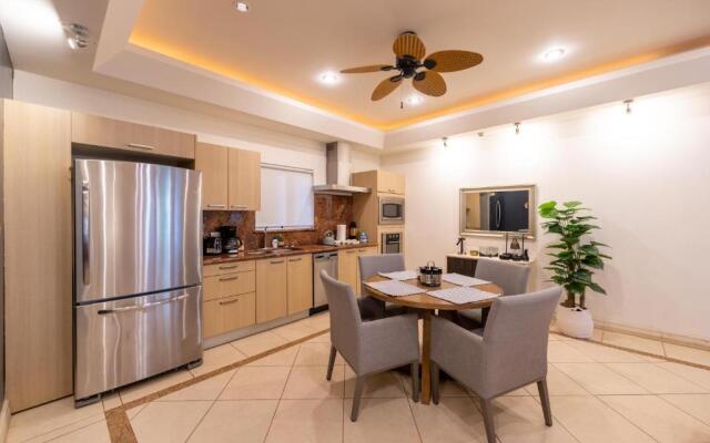 Bocaraca 2 - Luxury 2 BR Condo