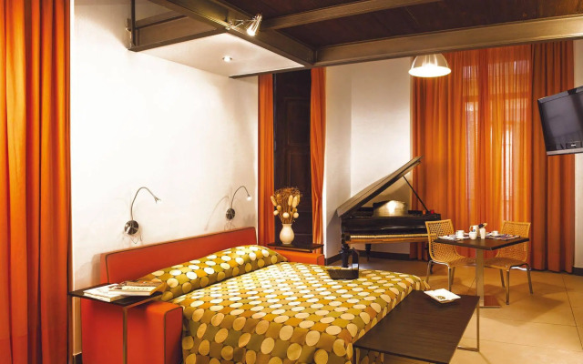 Residenza Pizzofalcone