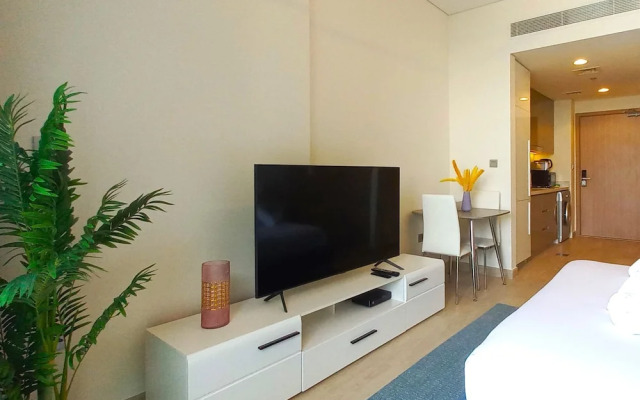 Greek View Studio Farhad Azizi Residence Al Jaddaf