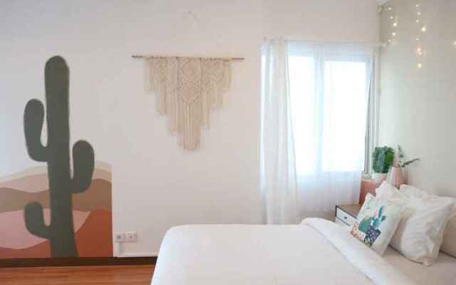 Youre At  Galeri Ciumbuleuit Apartment