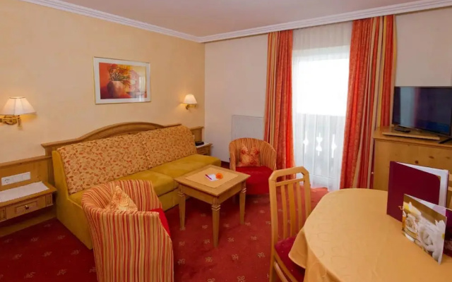 Hotel Taxerhof