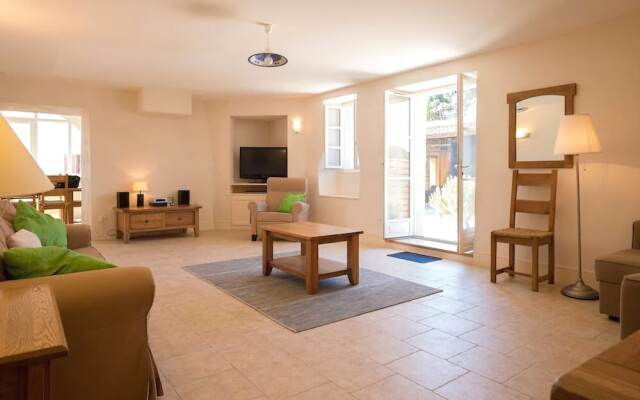 Domaine De Cantalauze