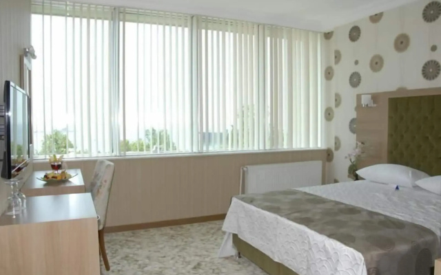 Lounge Boutique Hotel