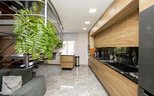 Maravillosa casa con piscina grande y bosque