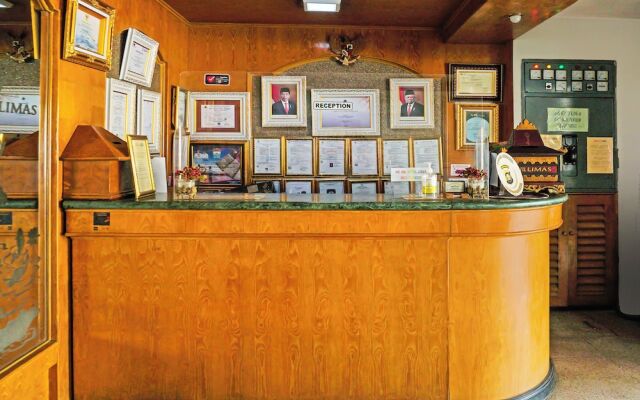 Collection O 92690 Hotel Limas