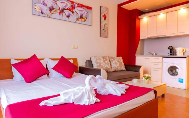Alex Studio in Green Life Beach Resort