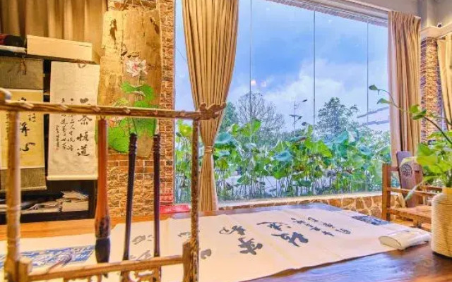 Danxia Mountain Fengqing Hostel