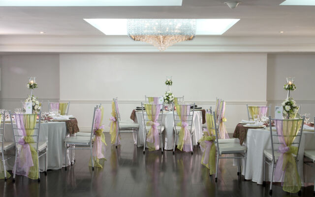 The Sulo Riviera Hotel