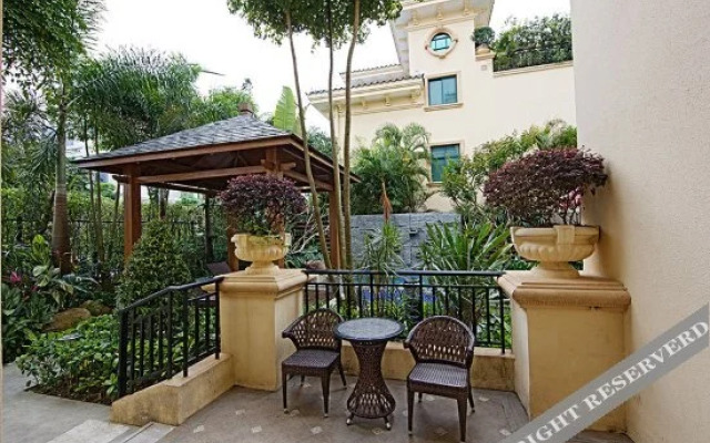 Rongxi Holiday Hotel