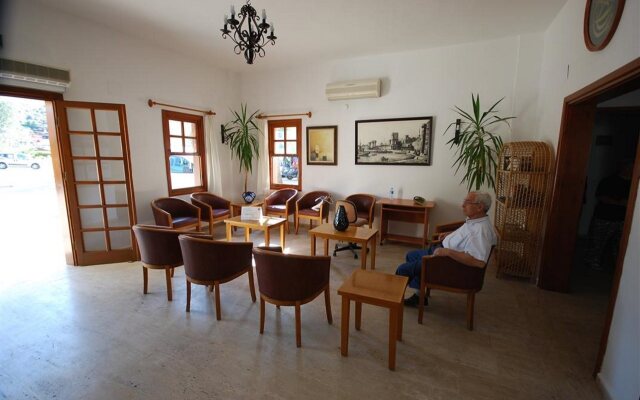 Saray Hotel