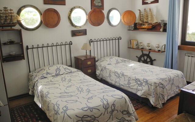 Casa do Oriente Bed & Breakfast