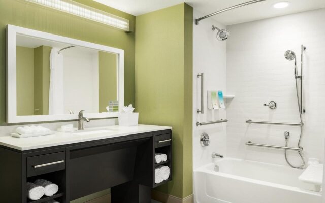 Home2 Suites by Hilton Menomonee Falls Milwaukee