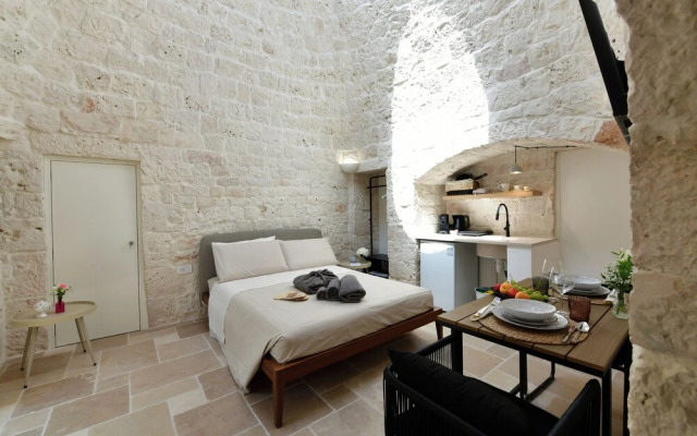 Lamarossa Trulli & Suites