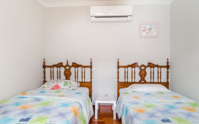 Spacious Apartment in Cruce de Arinaga With Terrace