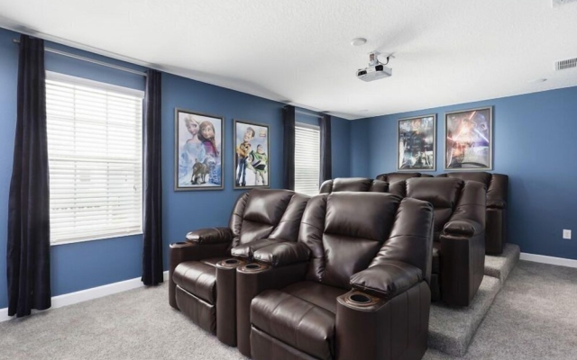 ChampionsGate 8BR Pool Home wTheater