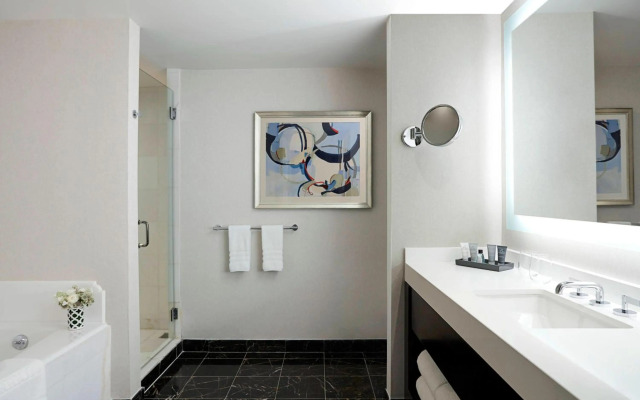 JW Marriott Essex House New York