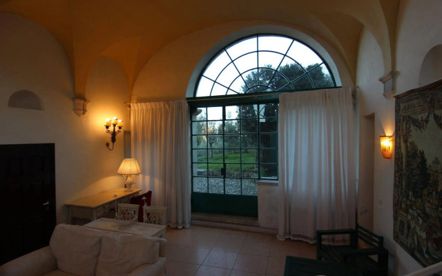 Hotel Villa Giona