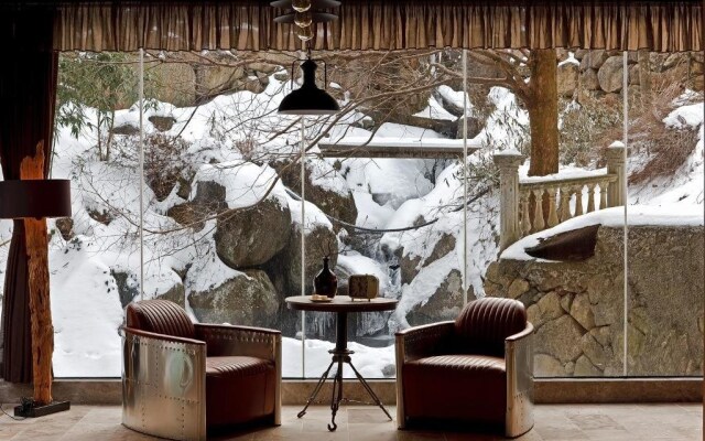Yun Ban Jian Ye She Guest House