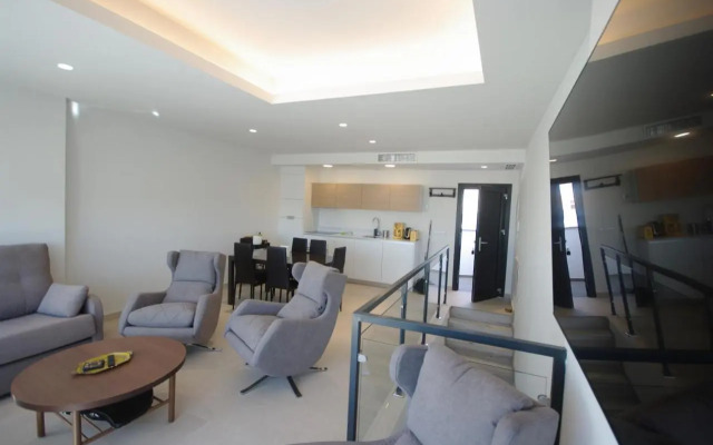 Livingtarifa Atico Africa View II