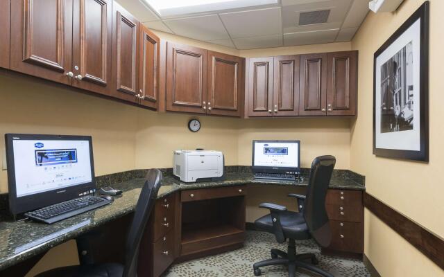 Hampton Inn & Suites Hartford-Manchester