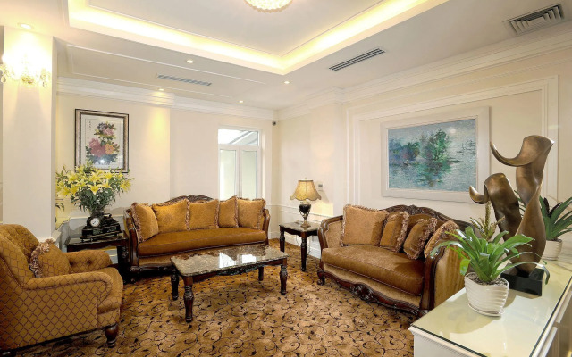 New Era Hotel & Villa