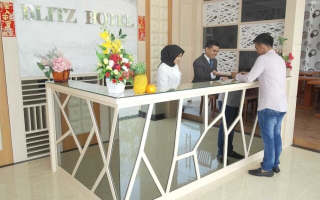 Blitz Hotel Batam Centre