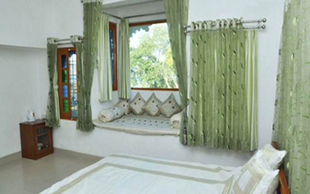 Devendragarh Palace (As a Luxury Paying Guest House)