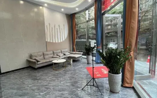 Zhongshan Baichuan Apartment