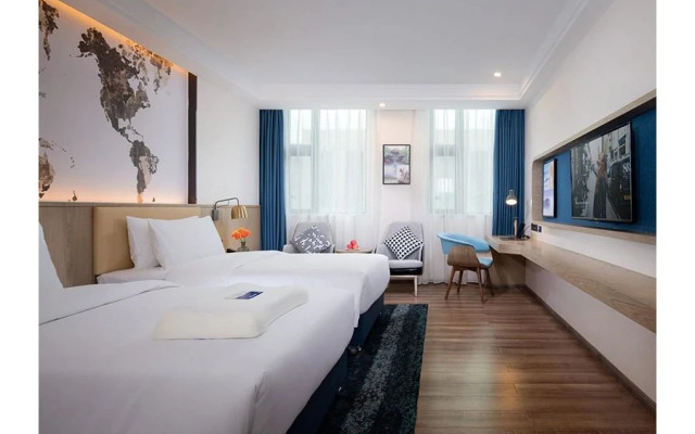 Kyriad Hotel Chengdu Wuhou New City