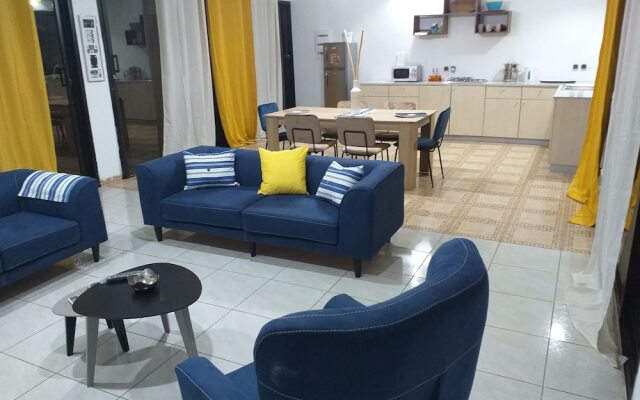 Phamam Lodge in Assinie-Mafia, Cote d'Ivoire from 132$, photos, reviews - zenhotels.com