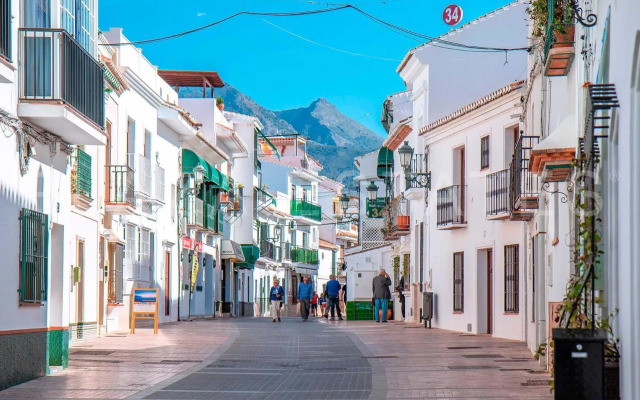Spectacular sea views from Solana 5 street, Nerja