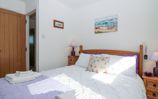 Periwinkle Cottage