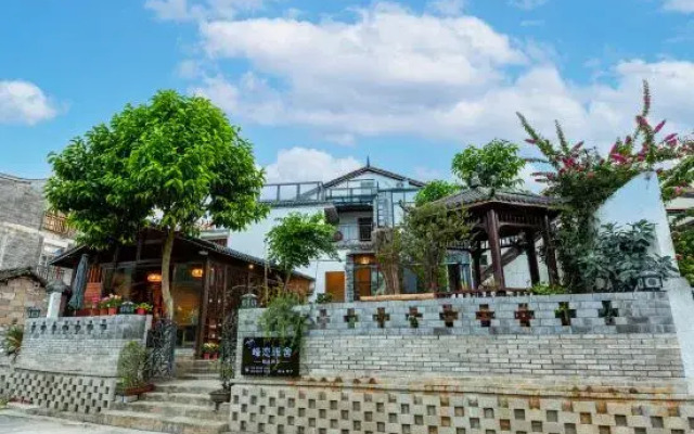 Xingyi Fenglian Yashe (Wanfenglin store)