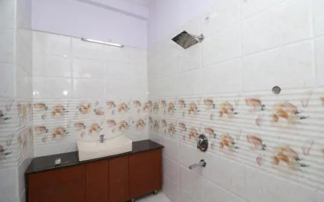 Love Guest House By OYO Rooms