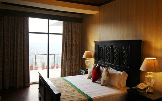 Adb Rooms The Oak Tree House