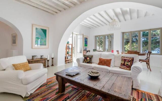 Villa Thalia - 4 BDRM - Mykonos Town in 200m - MG Villas