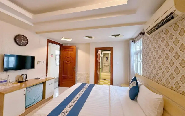 RedDoorz  Kim Dung Hotel