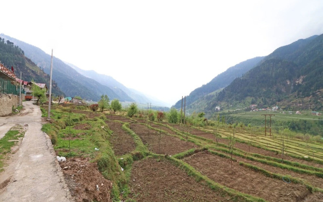 OYO 13697 Home Grand Hill View Naggar Road