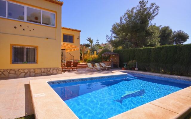 Villa - 3 Bedrooms with Pool and WiFi - 105021