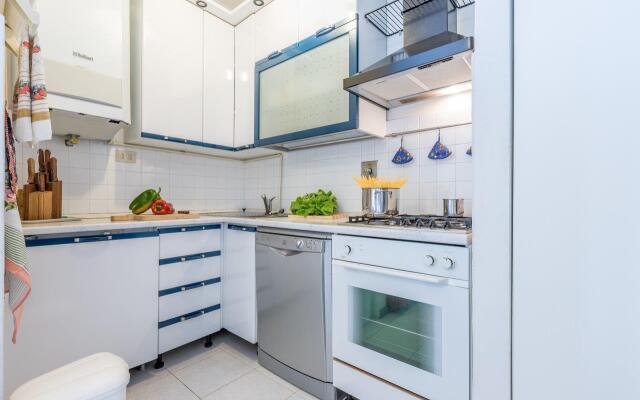 Mare 7 250m From Sea