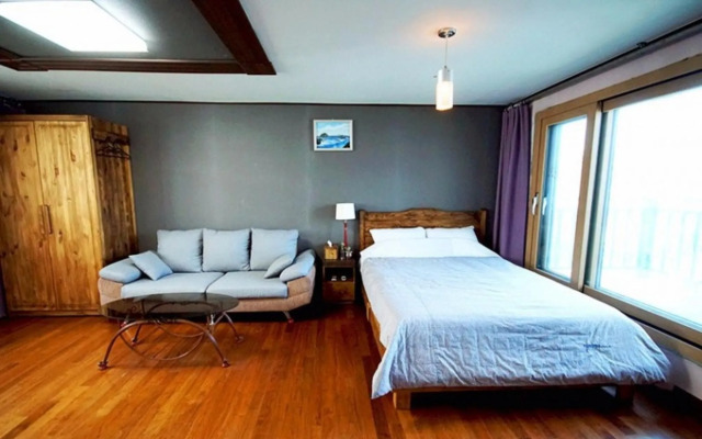 Jeju Liverpool Pension