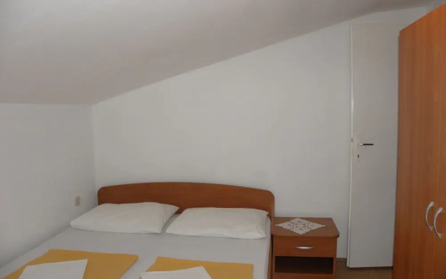 Zvone - 100 m From sea - A2