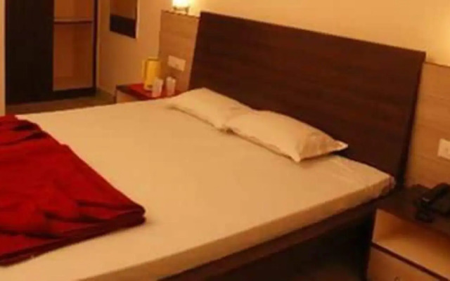 Chandralok Hotel