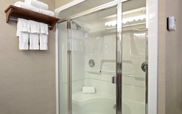 Radisson Hotel & Conference Center Canmore
