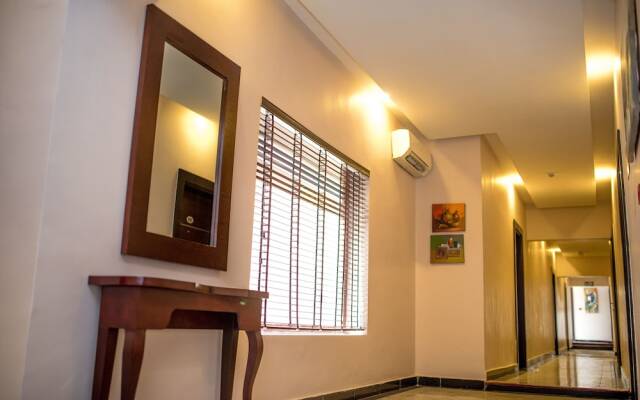 Ace Premier Hotel