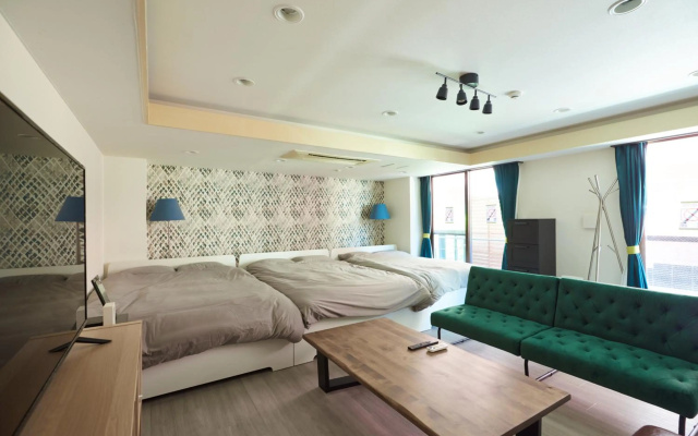 エバーグリーン新宿 リュクス 2m14 – Guest Rooms – Tokyo