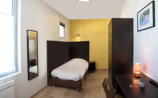 Les Bains Boyardville Hotel Et Restaurant