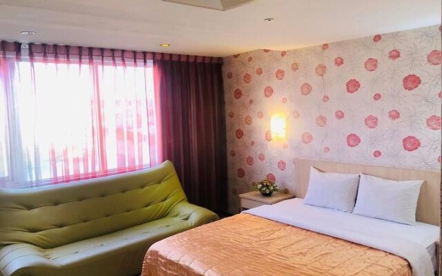 Jing Chen Commercial Hotel